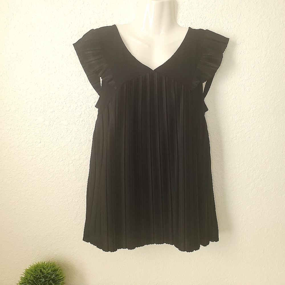 WORTHINGTON Flutter Sleeve Blouse